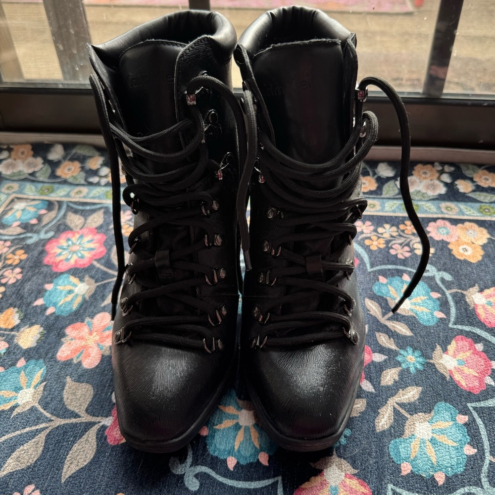 New, Unworn Calvin Klein Evee Boots Size 7.5